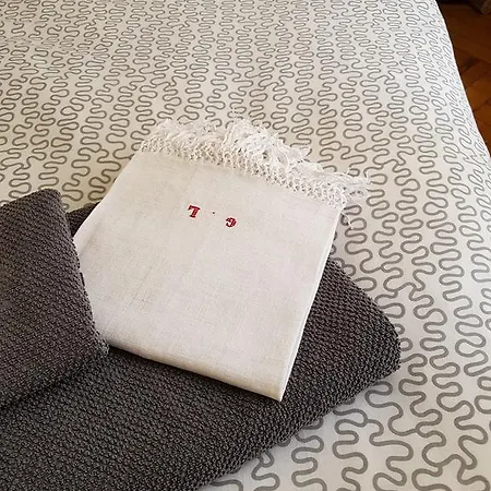 Alojamento de Acomodação e Pequeno-almoço Bed & Art